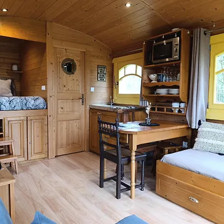 Roulotte, D'hotes A Tuffalun Bed & Breakfast *